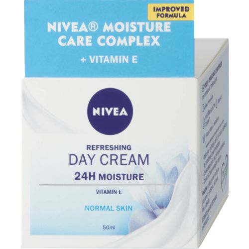 Nivea 24h Moisture osvujc denn krm pro normln a smenou ple 50 ml